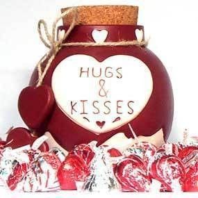Rouge ... hugs & kisses